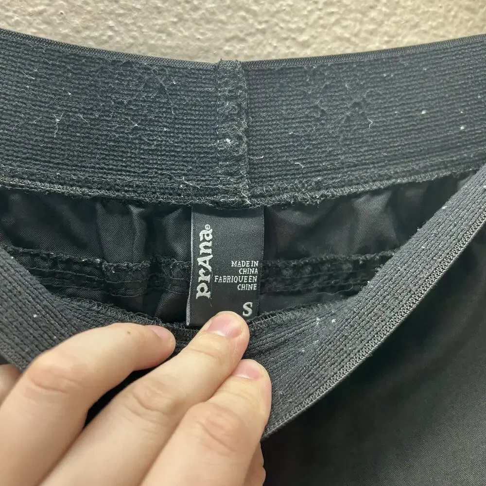 Prana Lightweight Black Elastic Outdoor Logo Hiking SZ S‎ Run Jog Men’s Shorts
